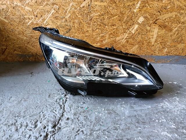 Reflektor prawy 9810478080 Peugeot/Citroen