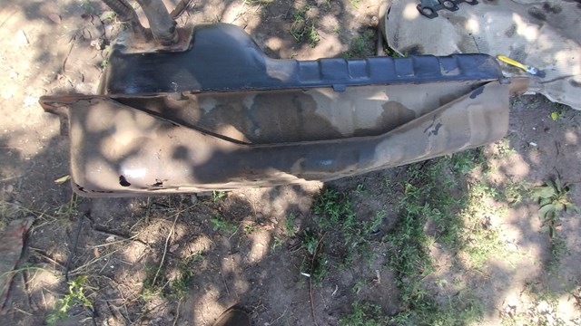  Zbiornik paliwa KIA Sorento 1