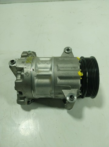 Sprężarka klimatyzacji do Ford Focus IV HP