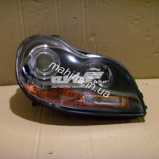 Reflektor prawy 1701052180 Geely