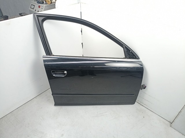 Drzwi przednie prawe Audi A4 B7 sedana (8EC) (2004 - 2008) cena, od  