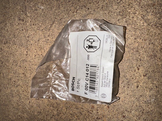 Do koszyka F00VC14012 Bosch Zestaw naprawczy wtryskiwacza