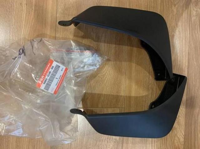 Chlapacze tylne, komplet Suzuki Swift III hatchback (RS) (2005 - 2011) cena, od 30,57 USD
