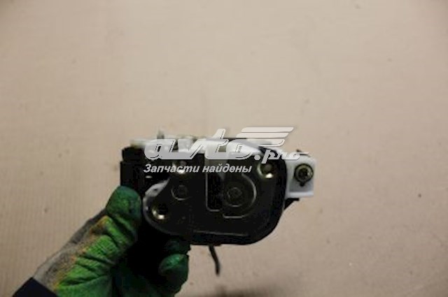  Zamek drzwi tylnych prawych Mitsubishi Outlander 