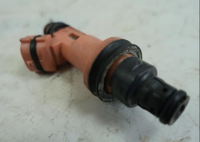 Wtryskiwacz paliwa Toyota 2325050030 cena, od 83,68 USD