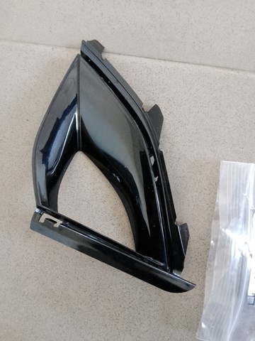 42739818 General Motors Obrzeże lampy przeciwmgielnej