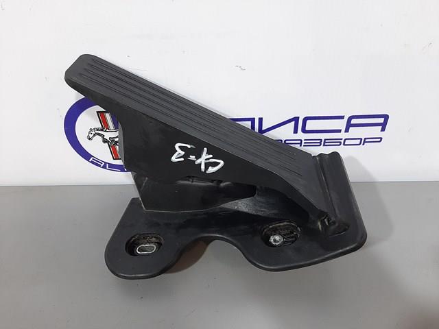 Do koszyka GHK341600 Mazda Pedał przyspieszenia (gazu)