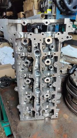 Do koszyka A6510101120 Mercedes Głowica cylindrów