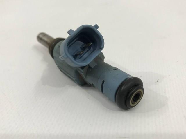 Wtryskiwacz paliwa 022906031J VAG