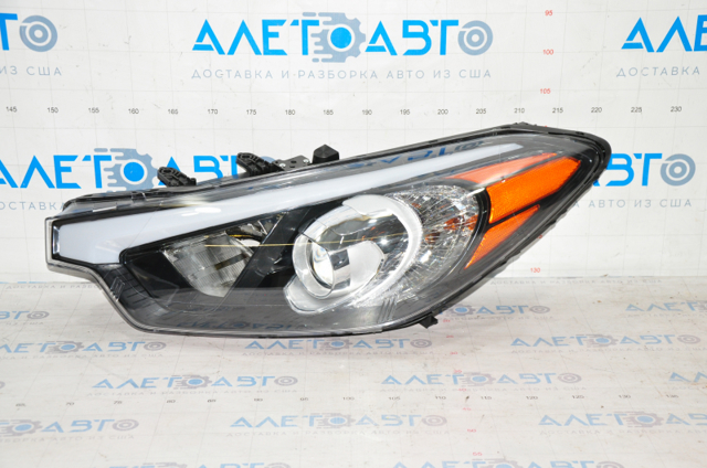 Reflektor lewy KIA Forte III sedana (YD) (2012 - 2017) cena, od 146,09 USD