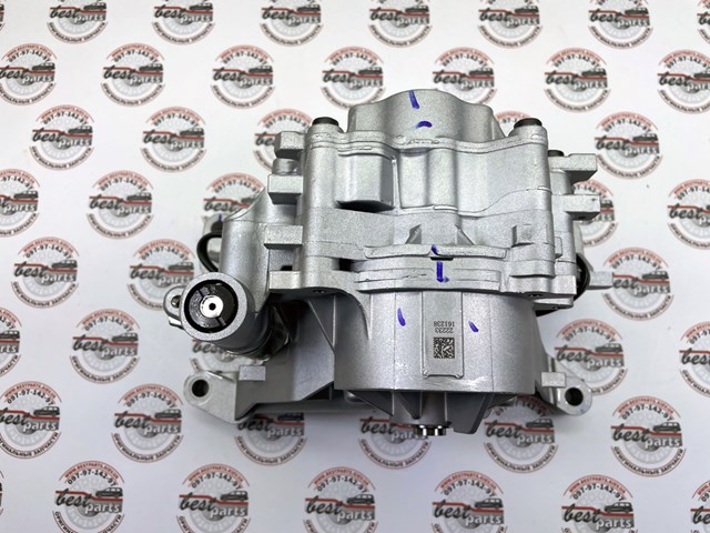 Pompa oleju LR078805 Land Rover