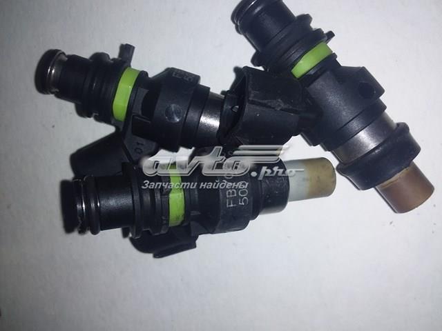  Wtryskiwacz paliwa Subaru Impreza 2