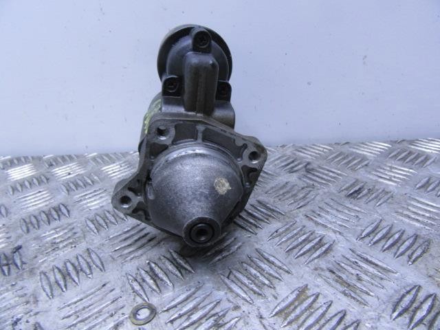 Rozrusznik 9000334102 VAG