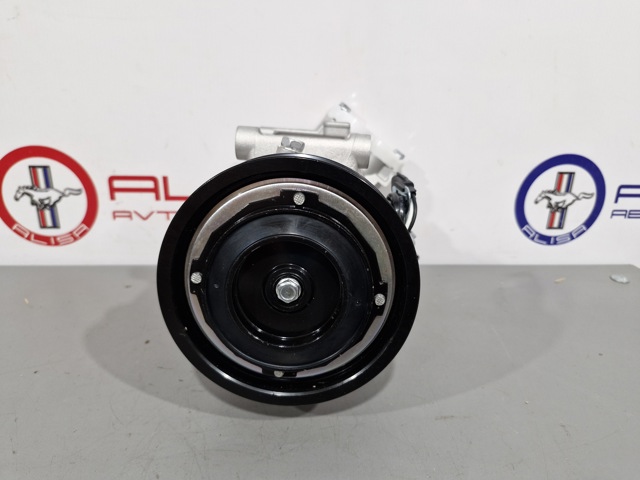 Sprężarka klimatyzacji Renault (RVI) 926000994R