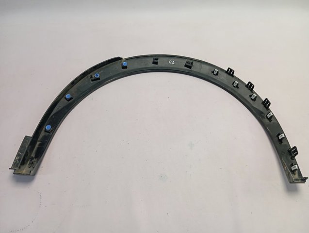 Poszerzenie (nakładka) reperaturki tylnego błotnika prawy Peugeot/Citroen 98257365XT