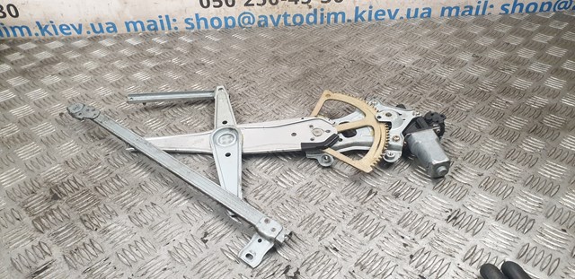 Do koszyka Mechanizm podnoszenia szyby drzwi przednich prawych Subaru Outback III B13, BP