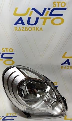 Reflektor prawy Renault (RVI) 260106220R cena, od 180,41 USD