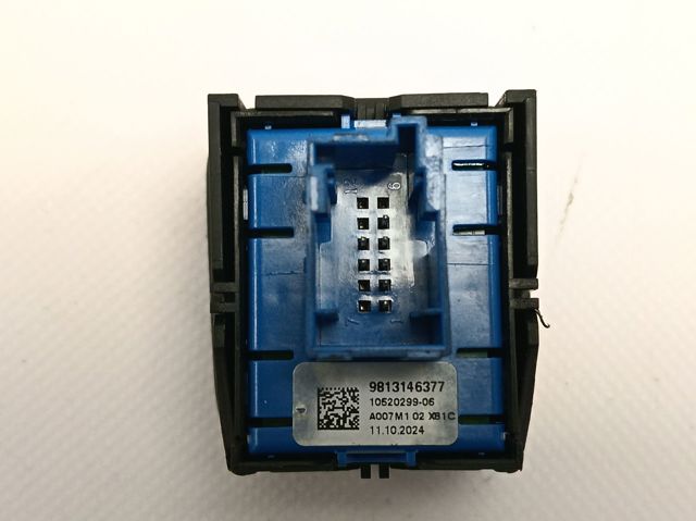 Przycisk elektromechanicznego hamulca postojowego (ręcznego) Peugeot/Citroen 98131463ZD cena, od 76,15 USD