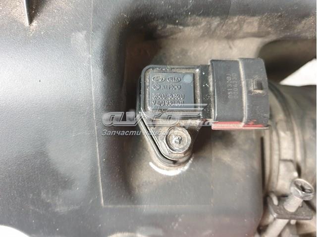 Do koszyka 393003C300 Hyundai/Kia Czujnik temperatury powietrza wlotowego