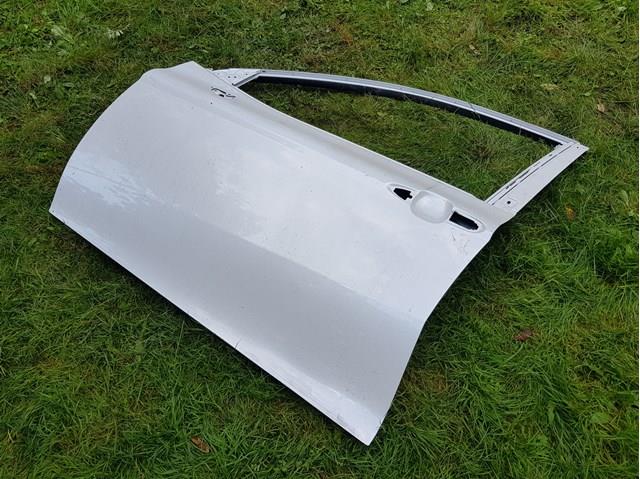 Do koszyka Drzwi przednie lewe Toyota Camry  V70