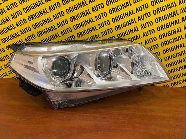 Do koszyka 3512054P00000 Suzuki Reflektor prawy