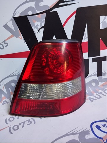 Do koszyka Lampa zespolona tylna prawa KIA Sorento I JC