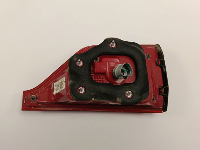 Lampa zespolona tylna prawa wewnętrzna Hyundai/Kia 92406F1601 cena, od 199,20 USD