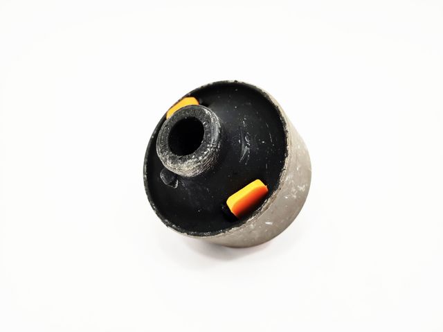 Silentblock przedniego wahacza dolnego T212909080 Chery