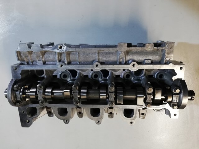 Głowica cylindrów 110421615R Renault (RVI)