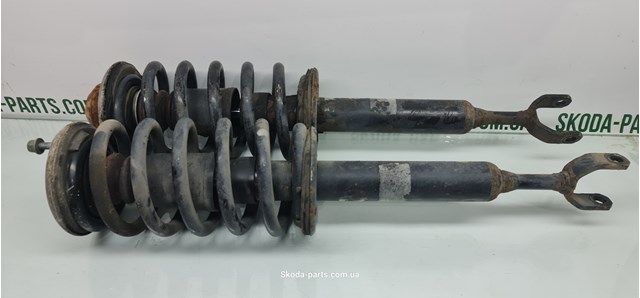 Amortyzator przedni VAG 8D0413031BS