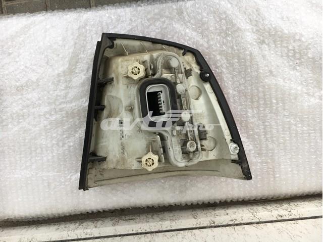 13110929 General Motors Lampa zespolona tylna lewa