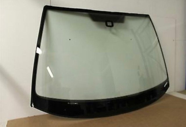 Szyba przednia Skoda Octavia IV A8 hatchback (NX3, NN3, PV3) (2020 - 2026) cena, od 221,07 USD