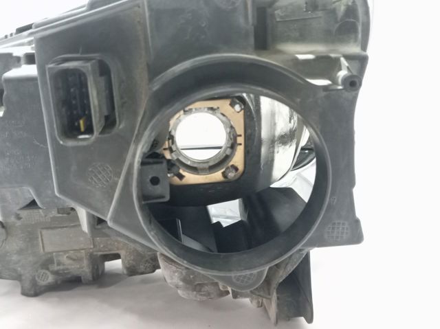 9816826880 Peugeot/Citroen Reflektor prawy