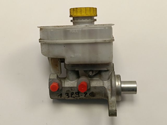 Główny cylinder hamulców Iveco 0204Y24459 cena, od 114,11 USD