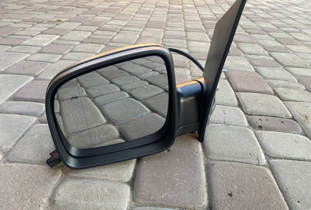 Nakładka (pokrywa) lusterka wstecznego lewa 9575514E Polcar