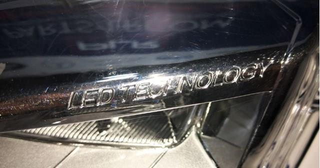  Land Rover LR068980