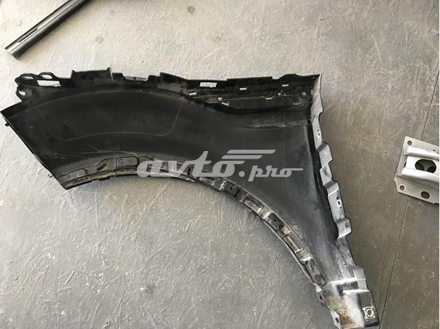 Błotnik przedni prawy Land Rover BJ3216005A cena, od 471,77 USD