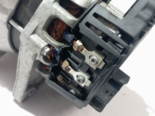 Do koszyka 2310A1749R Renault (RVI) Alternator