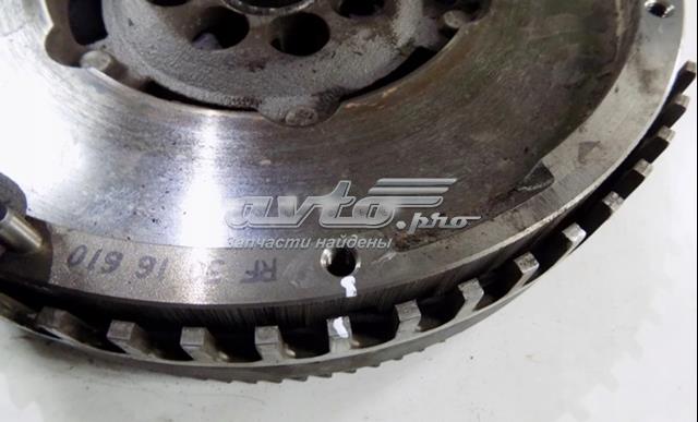 Koło zamachowe silnika RF3016610A Mazda