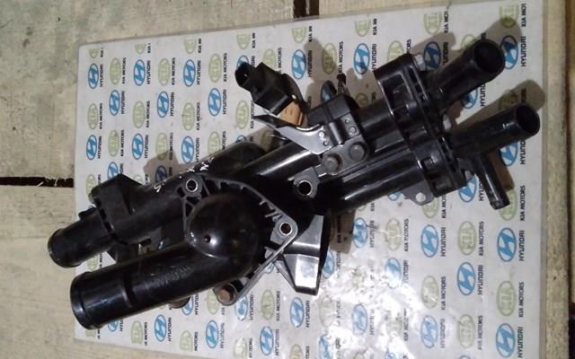 Obudowa termostatu do KIA Sorento II XM