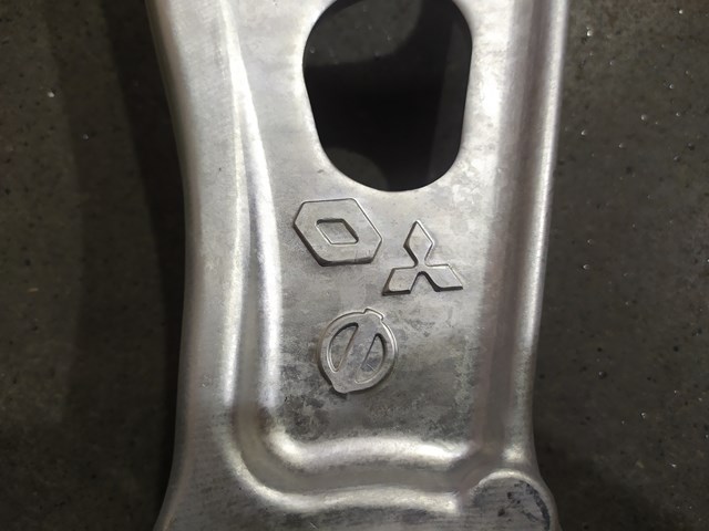 Wahacz zawieszenia przedniego dolny lewy Nissan/Infiniti 545016RR0B cena, od 286,74 USD