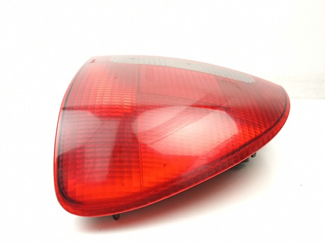 Lampa zespolona tylna prawa Rover 400 sedana (RT) (1995 - 1999) cena, od 47,36 USD