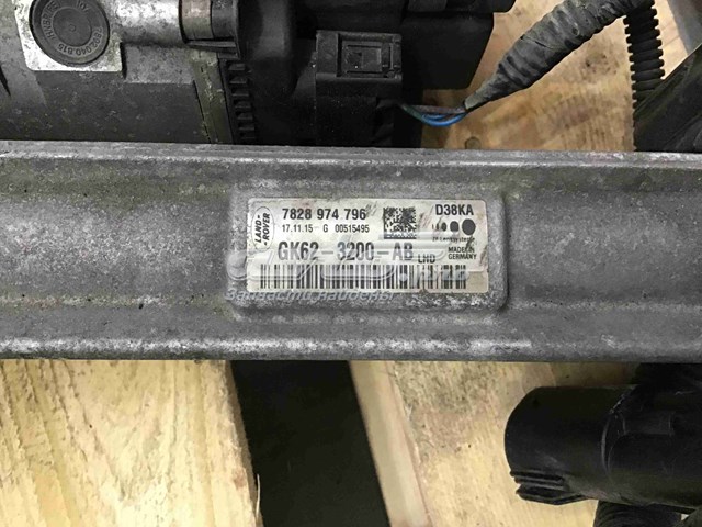 LR091410 Land Rover Listwa kierownicza (maglownica)