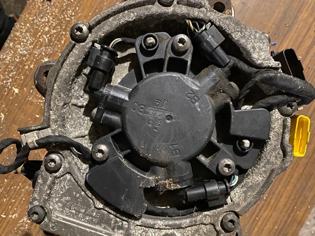 Alternator 9676536980 Peugeot/Citroen