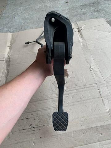 Pedał sprzęgła do Volkswagen Caddy III 2KB, 2KJ, 2CB, 2CJ