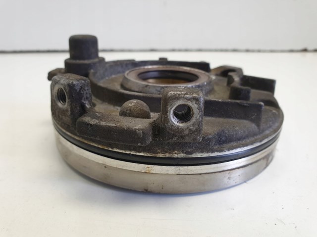  Pompa oleju Volvo XC70 