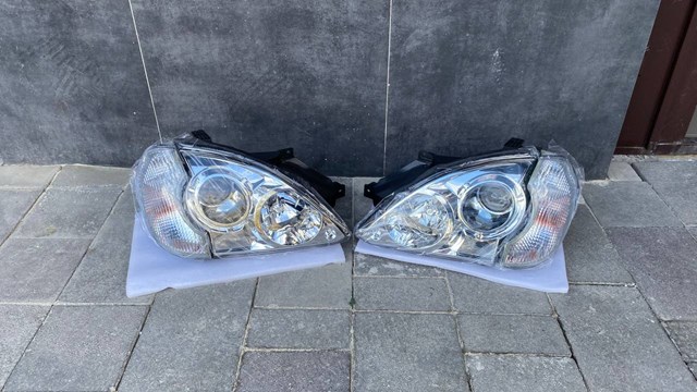 Reflektor prawy do Hyundai Terracan  HP