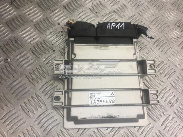 NNN100710 Land Rover 