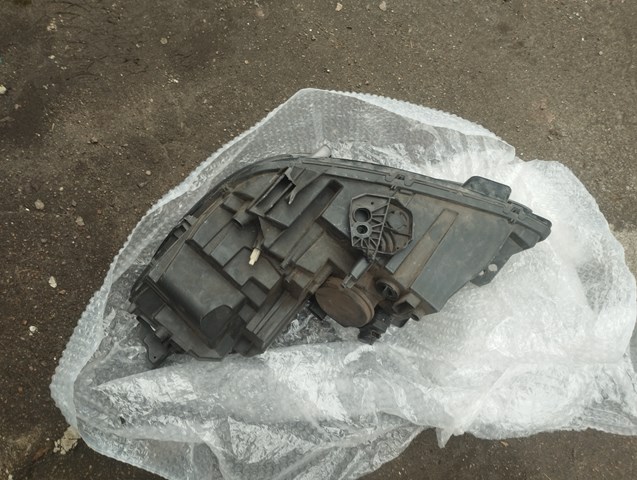 9810478080 Peugeot/Citroen Reflektor prawy
