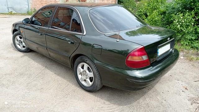 Do koszyka Klapka wlewu paliwa Hyundai Sonata III 